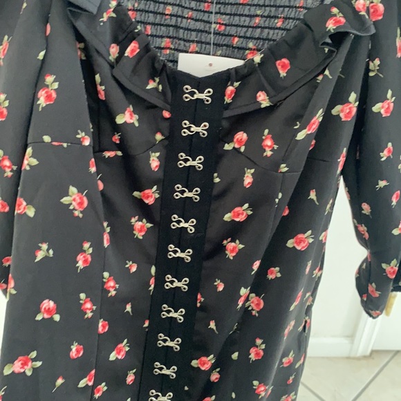 NWT! Forever 21 Satin Rose Corset Style Puff Sleeve Mini Dress - Picture 6 of 11